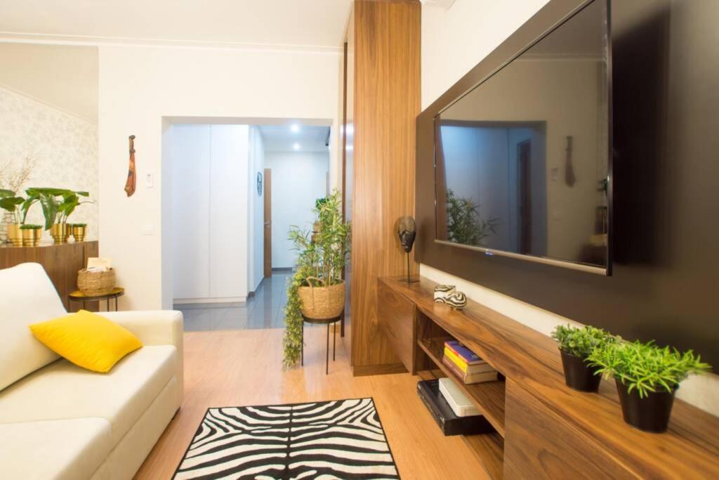 Apartment Modern In Center