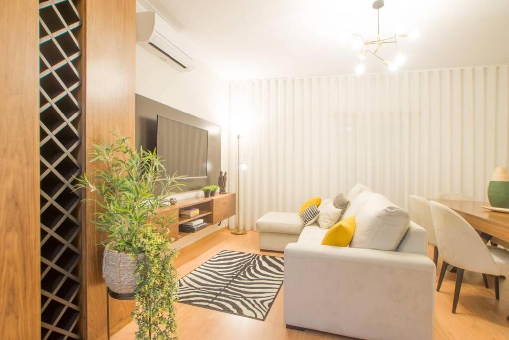 Apartment Modern In Center Coimbra