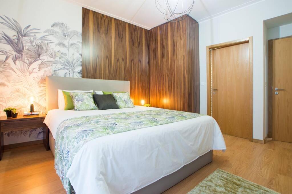 Modern In Center Apartment Coimbra